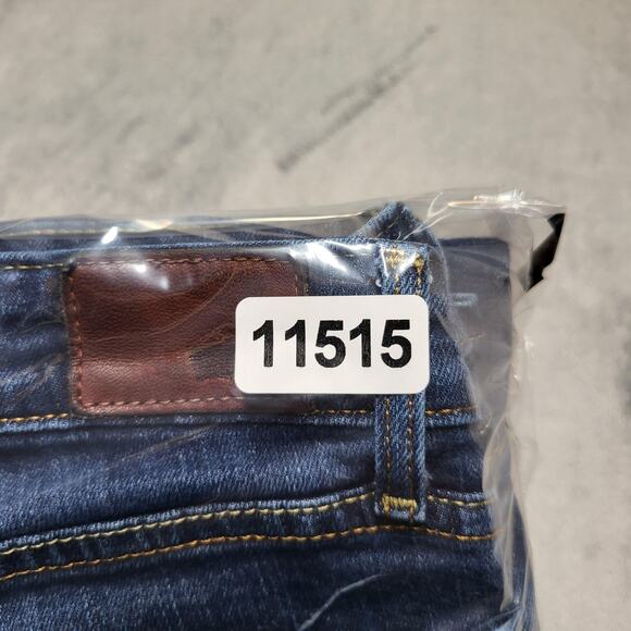 Levi's Jeans Womens 31 Blue Demi Curve Stretch Slim Straight W31 L32 Denim - Picture 11 of 11